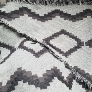 Aritzia Wilfred Diamon Scarf